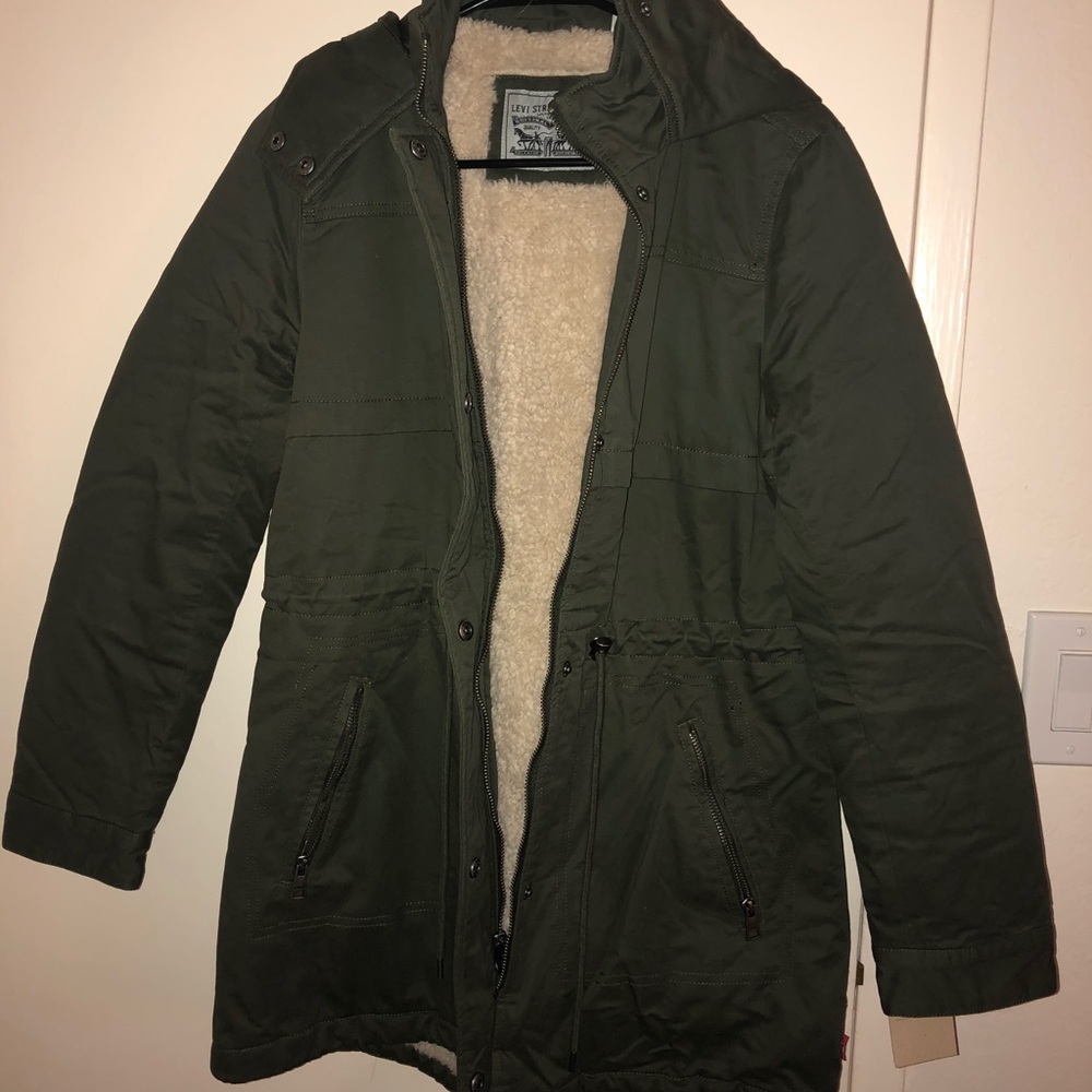 Women Levi’s Hooded Jacket